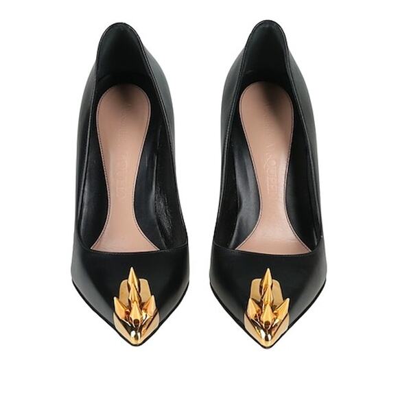 Alexander McQueen Black & Gold Studded Pointed Toe stiletto Pumps IT 39 - Picture 1 of 16